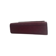 Load image into Gallery viewer, Gucci Chain Emily Small Beige Patent Leather Shoulder Bag